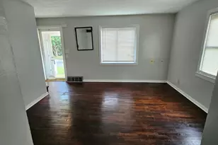 432 Pearl Harbor St, Bridgeport, CT 06610 - Photo 6