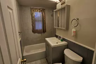 432 Pearl Harbor St, Bridgeport, CT 06610 - Photo 12