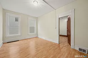 135 Sherwood Ave, Bridgeport, CT 06605 - Photo 14