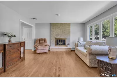 22 Victoria Drive, Branford, CT 06405 - Photo 6
