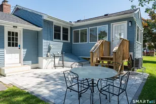 22 Victoria Dr, Branford, CT 06405 - Photo 16
