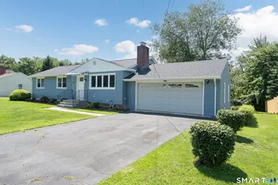 22 Victoria Drive, Branford, CT 06405 - Photo 2