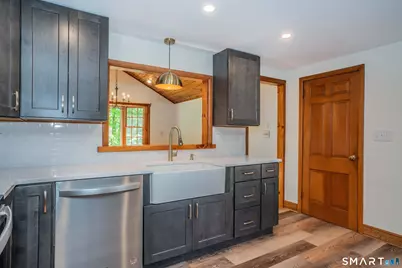 34 School Street, East Granby, CT 06026 - Photo 4