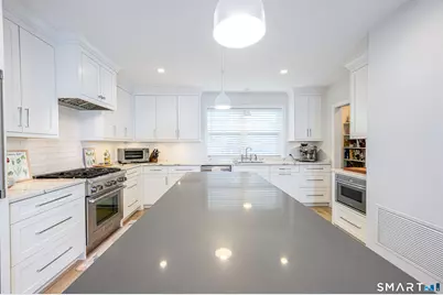 25 Beaumont Street #25, Fairfield, CT 06824 - Photo 8