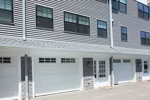 25 Beaumont St, Fairfield, CT 06824 - Photo 40