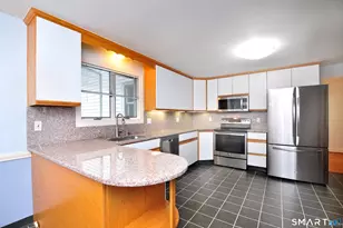 44 Miamis Rd, West Hartford, CT 06117 - Photo 10