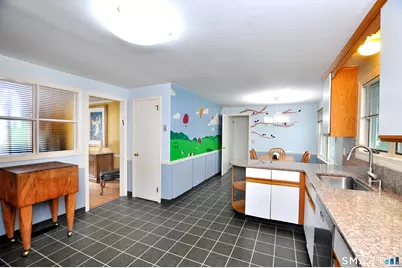 44 Miamis Road, West Hartford, CT 06117 - Photo 8