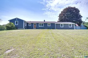 17 Wauregan Rd, Canterbury, CT 06331 - Photo 2