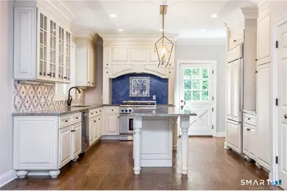 18 Osee Place, Greenwich, CT 06807 - Photo 8