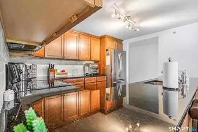 3250 Fairfield Avenue #110, Bridgeport, CT 06605 - Photo 14