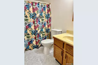 140 Thompson Street #1E, East Haven, CT 06513 - Photo 20