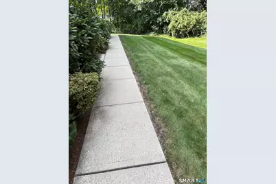 140 Thompson Street #1E, East Haven, CT 06513 - Photo 6