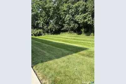 140 Thompson Street #1E, East Haven, CT 06513 - Photo 8