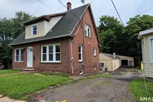 782 Center St, Wallingford, CT 06492 - Photo 28
