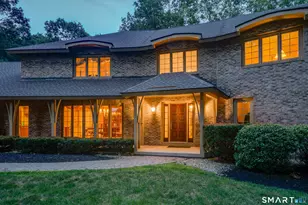 33 Saxon Woods, Avon, CT 06001 - Photo 4