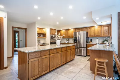 33 Saxon Woods, Avon, CT 06001 - Photo 16