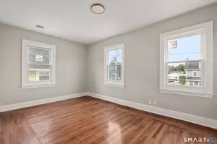 94 Thomas St, West Haven, CT 06516 - Photo 8