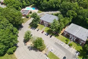 10 Woodsedge Dr, Newington, CT 06111 - Photo 40