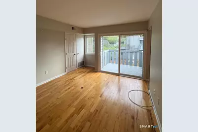 12 Cedar Court #I, East Haven, CT 06512 - Photo 2