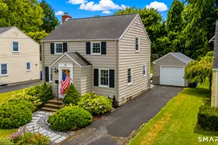 33 Edgemere Ave, West Hartford, CT 06110 - Photo 1