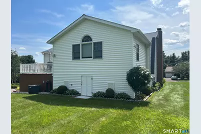 15 Flintlock Road, North Haven, CT 06473 - Photo 22