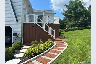 15 Flintlock Road, North Haven, CT 06473 - Photo 24