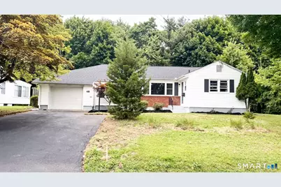 48 Oak Ridge Gate, Danbury, CT 06810 - Photo 2
