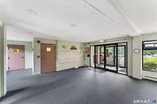 40 California St, Stratford, CT 06615 - Photo 2