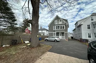 1928 Chapel St, New Haven, CT 06515 - Photo 6