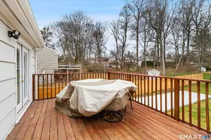 5 Nyselius Pl, Stamford, CT 06905 - Photo 34