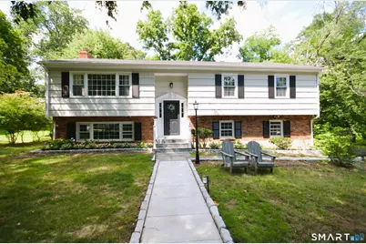 5 Nyselius Place, Stamford, CT 06905 - Photo 2