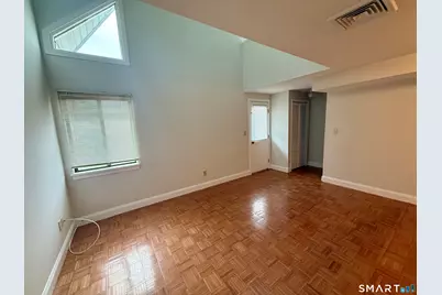 105 Tremont Avenue #C, Bridgeport, CT 06606 - Photo 4
