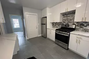 268 Davenport Ave, New Haven, CT 06519 - Photo 2