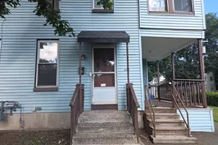 427 Center St, Meriden, CT 06450 - Photo 2