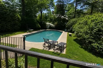 33 Sycamore Road, West Hartford, CT 06117 - Photo 38