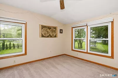 24 Yale Avenue, Middlebury, CT 06762 - Photo 4