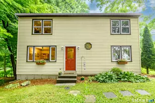 24 Yale Ave, Middlebury, CT 06762 - Photo 1
