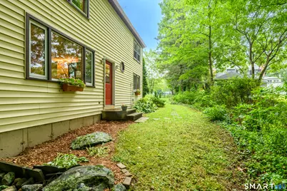 24 Yale Avenue, Middlebury, CT 06762 - Photo 12