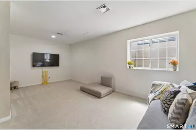 52 Lawrence Avenue #52, Danbury, CT 06810 - Photo 32