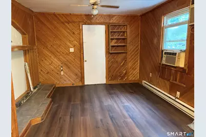 476 Park Avenue #2nd flr B, Torrington, CT 06790 - Photo 2