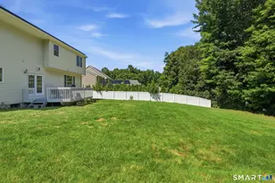 25 Saddle Hill Rd, Manchester, CT 06040 - Photo 32