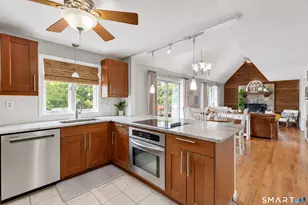 897 East St, Middletown, CT 06457 - Photo 10