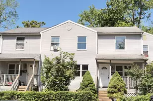 17 Enfield St, Hartford, CT 06112 - Photo 1