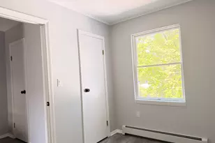 17 Enfield St, Hartford, CT 06112 - Photo 12