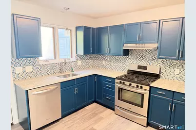 17 Enfield Street #17, Hartford, CT 06112 - Photo 6