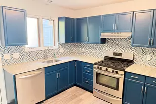 17 Enfield St, Hartford, CT 06112 - Photo 6