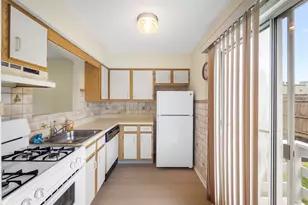 484 First Ave, West Haven, CT 06516 - Photo 14