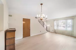 484 First Ave, West Haven, CT 06516 - Photo 16
