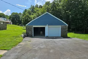 529 Wooster St, Naugatuck, CT 06770 - Photo 10