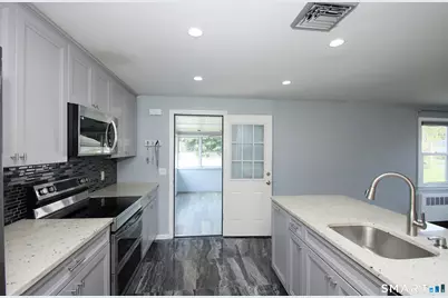 28 East Clover Circle, Hamden, CT 06514 - Photo 12